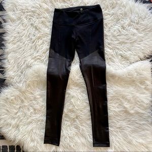 Half Shine / Half Matte Leggings
